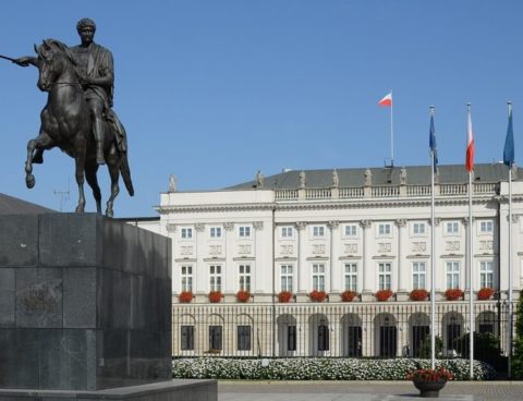 Chrześcijanie, polityka i Facebook – tam, gdzie Biblia przestaje mieć znaczenie